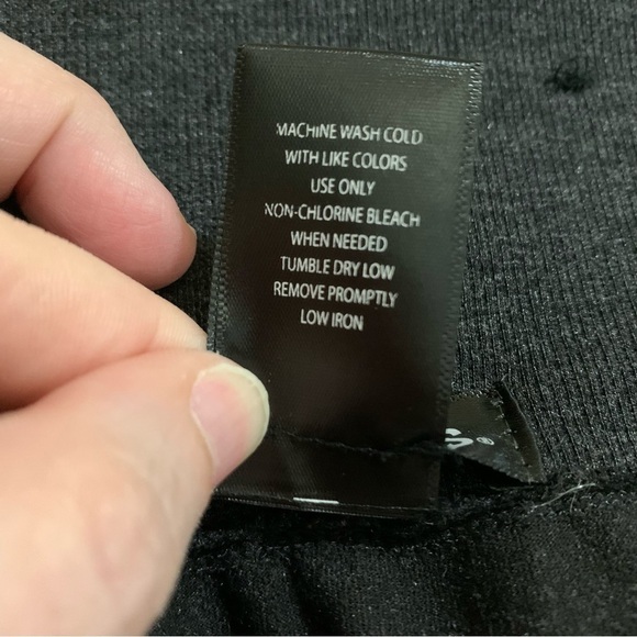 Feathers Stretchy Shiny Dark Grey Leggings. M/L - Picture 3 of 4